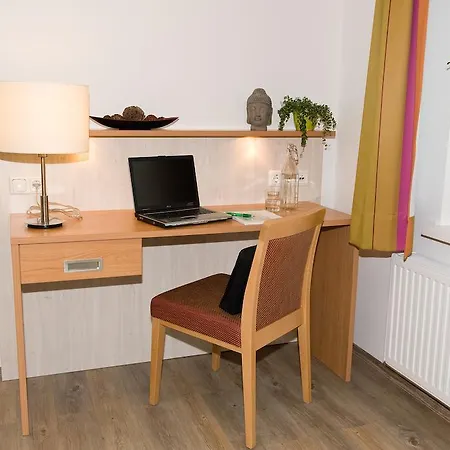 - Boarding Sonnenhof Lenzing